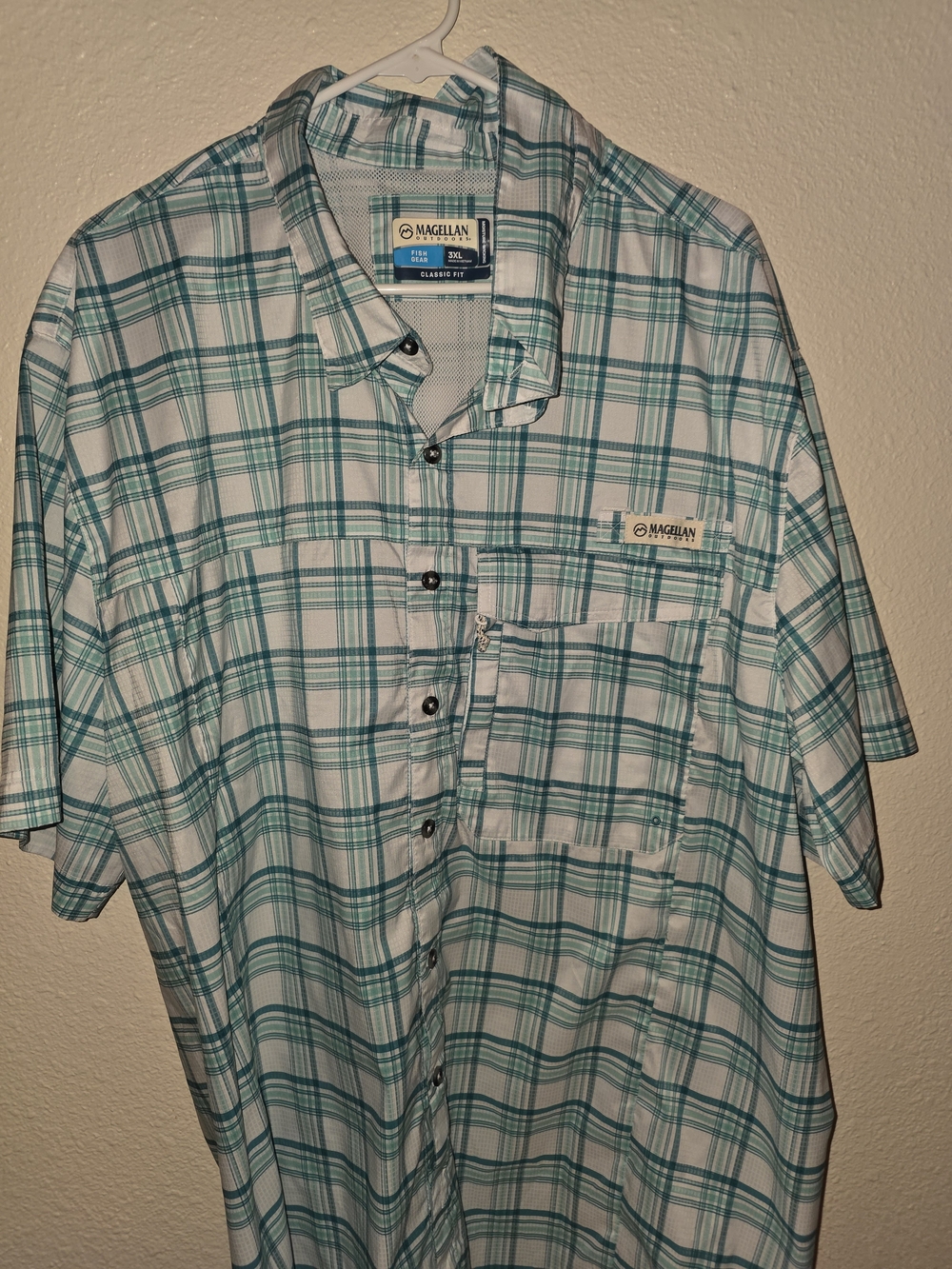 Magellan Outdoors Teal and White Plaid Short-Sleeve Button-Down Shirt